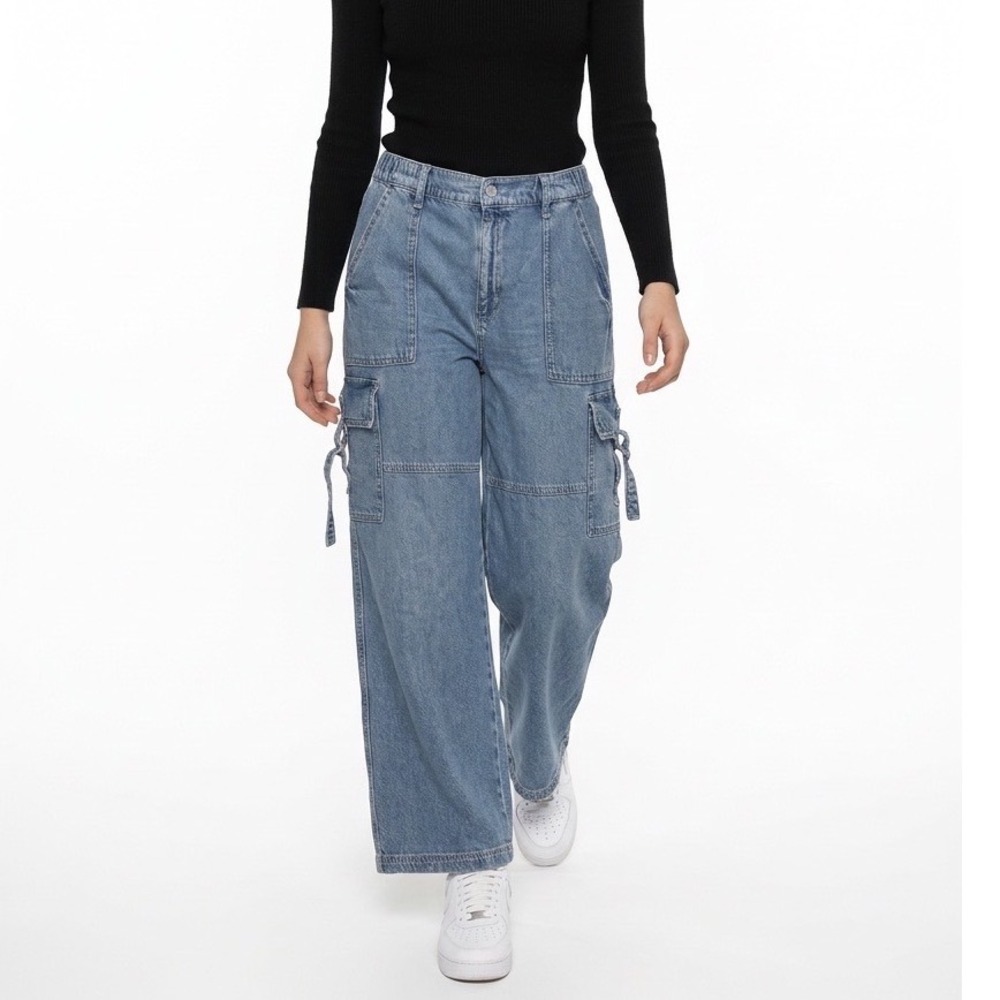 Arizona Jean Co Wide Leg Cargo Jeans Blue Medium Wash High Rise Size 15